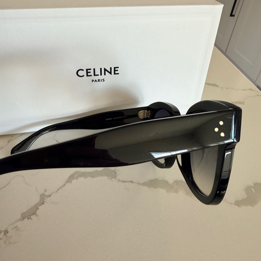 Celine Black CL4002UN Sunglasses with Case and Box - Picture 13 of 14